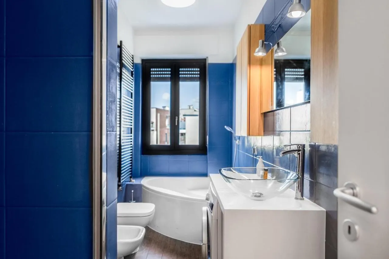 Apartamento Smart Suite Milano Near Metro