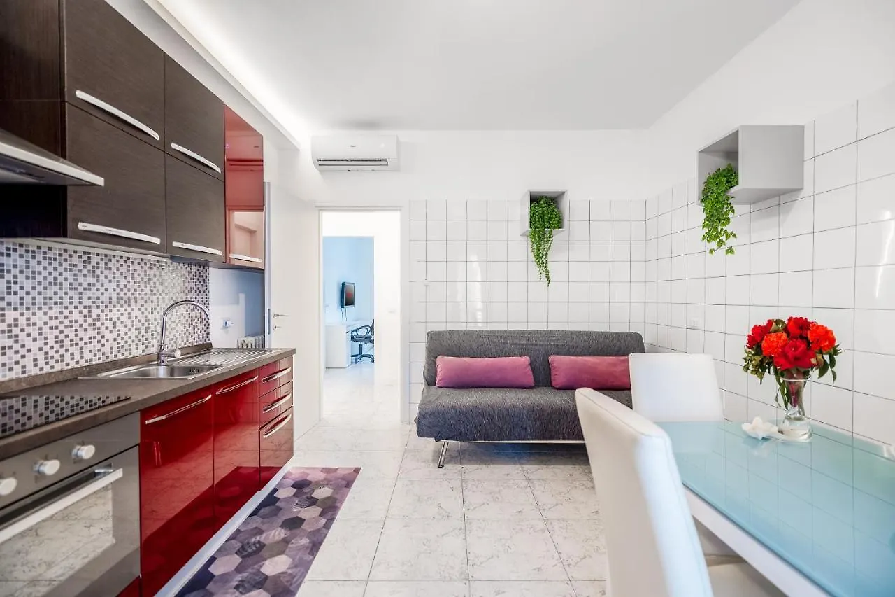 Smart Suite Milano Near Metro Apartment Milan