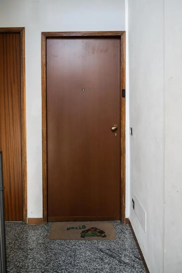 Apartment Smart Suite Milano Near Metro