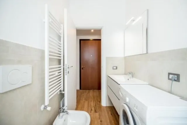Smart Suite Milano Near Metro Apartment